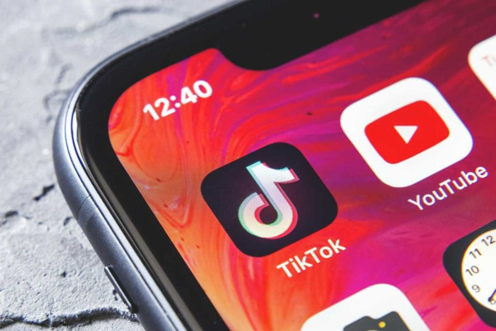 TikTok YouTube